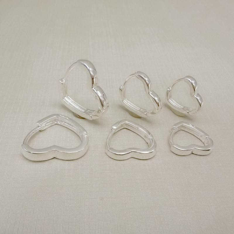 05.3175.0.S - Trio de argola em formato coração liso com borda reta