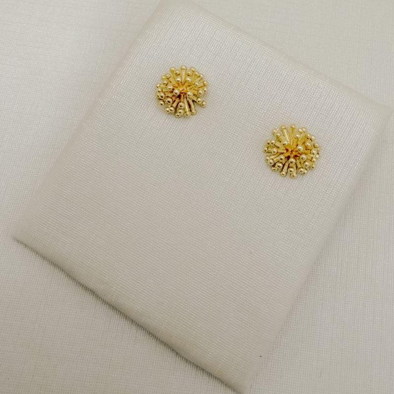 07.2890.0.O - (Tam.G) Brinco liso de efeito fogoscom bolinhas nas pontas