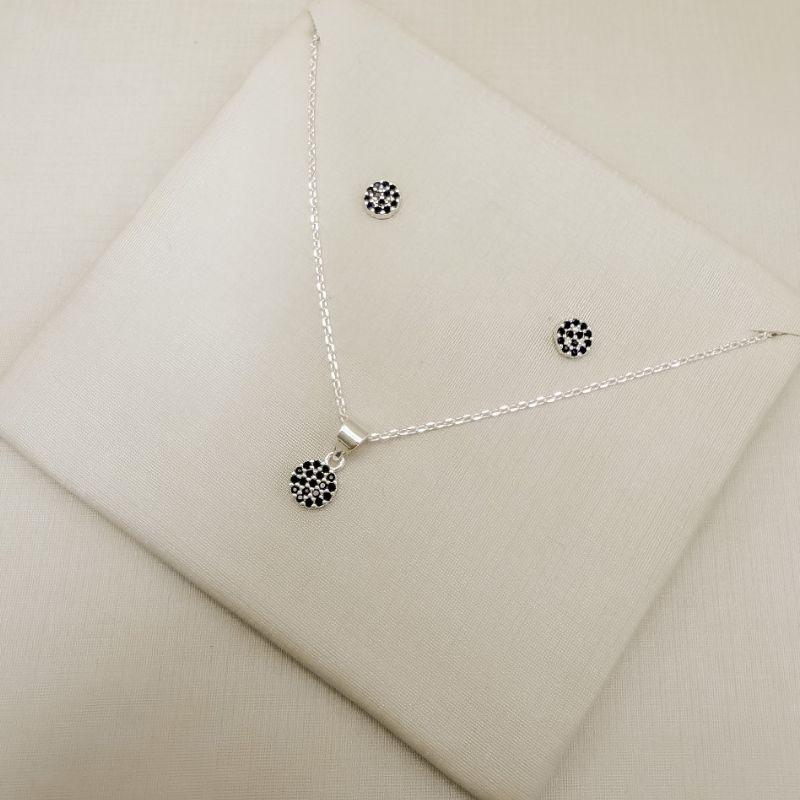 08.0643.2.S - (45) Conjunto de moeda cravejada de borda reta simples