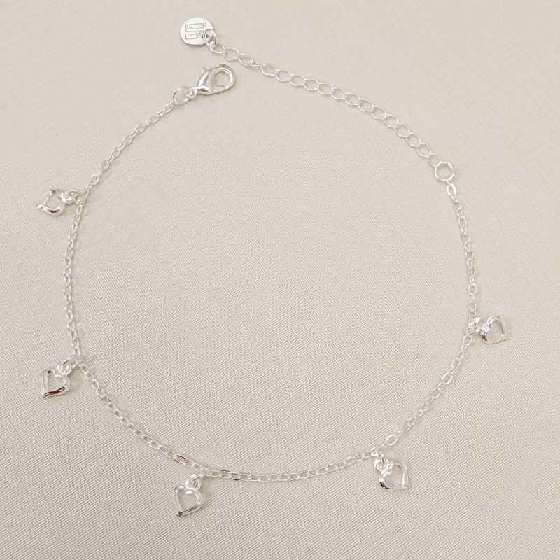 12.2279.0.S - Pulseira de elos americanos com cinco pingente de silhueta de corações