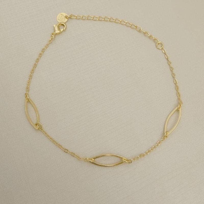 12.2327.0.O - Pulseira de elos português com elo grande em formato navete