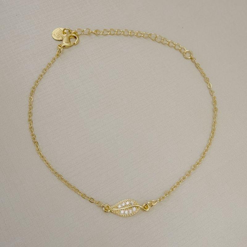 12.2341.1.O - Pulseira de elos americanos com central de folha cravejada